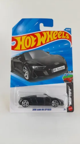 Miniatura Hot Wheels Audi R8 Spyder