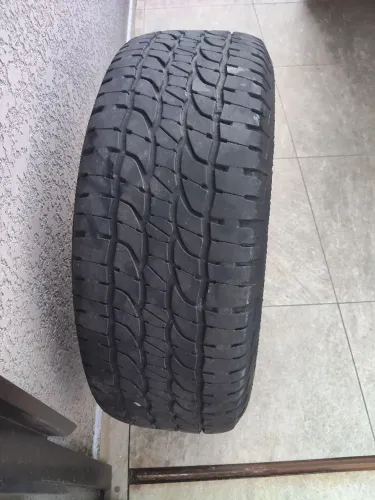 4 Pneu Michelin 265 60 18 semi novo