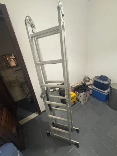 Escada articulada 12 degraus