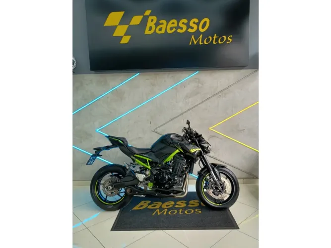 Kawasaki Z900 2021