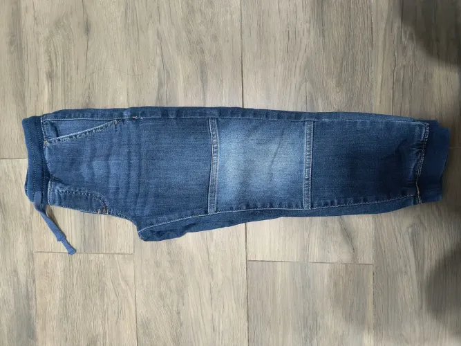 Calça H&M 5/6. Usou uma vez