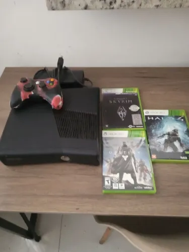 Xbox 360 muito conservado