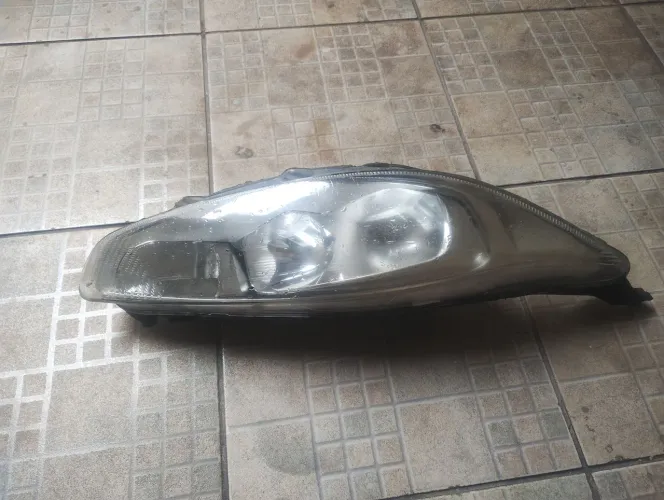 Farol New Fiesta