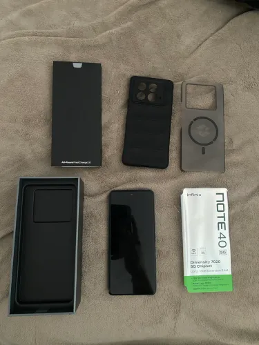 Infinix note 40 5G 256/8 GB + smartwatch 