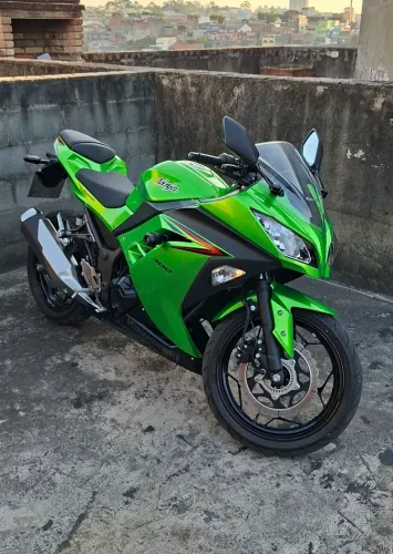 Kawazaki Ninja 300 2024