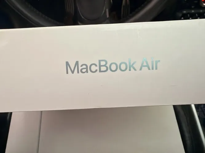 MacBook Air M5