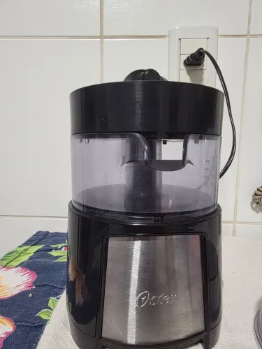 Espremedor de laranja Oster