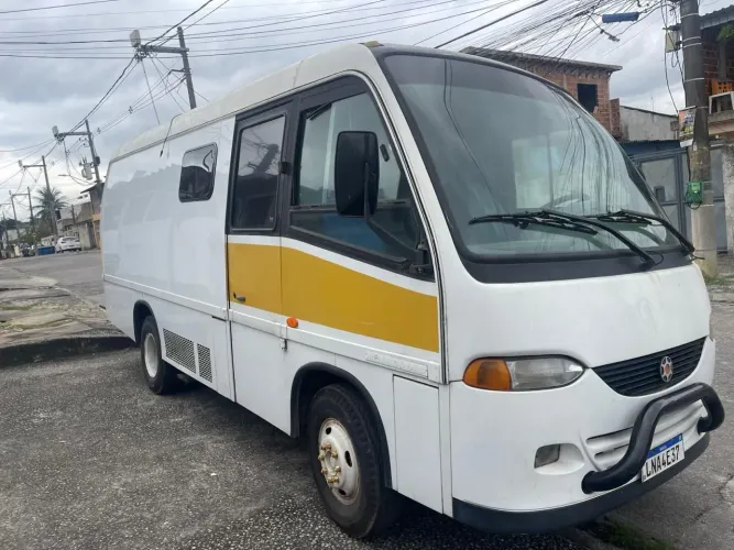 Micro-ônibus Volare A6 (Motorhome iniciado)