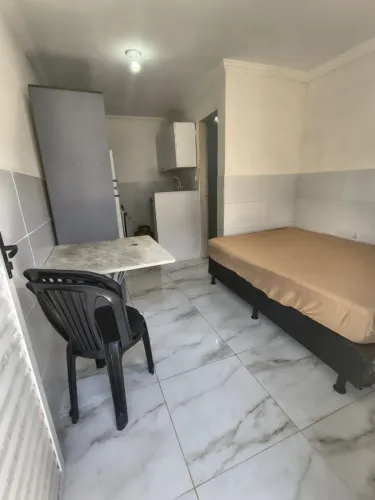 Aluga-se Kitnet mobiliado
