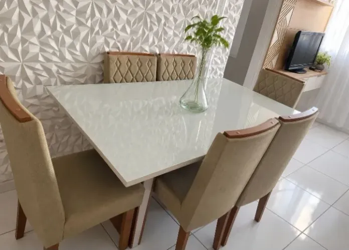 MESA + 6 CADEIRAS