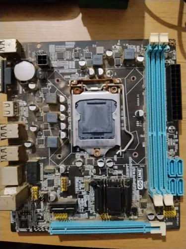 Placa Mãe Goline GL-H61 LGA 1155 com pinos tortos