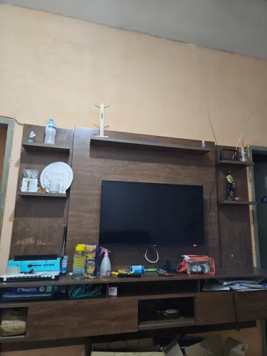 Vendo Hack de parede semi novo