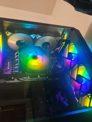 PC Gamer 32GB, Xeon 2680v4 e RX 5700 XT