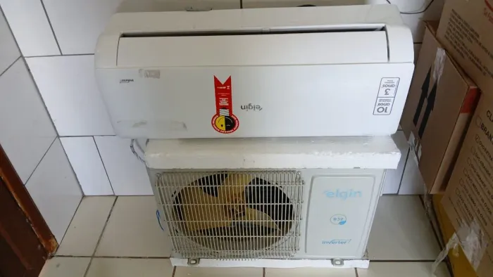 Vendo ar condicionado.