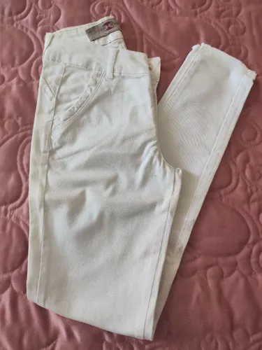 Calça skinny branca 36