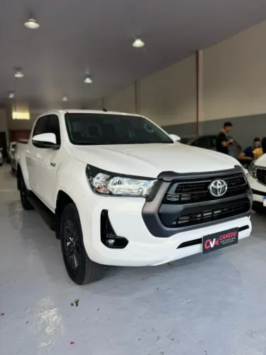 Toyota Hilux CD 4X4 2.8 Diesel Mec. 2021