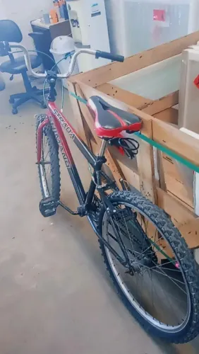 Bicicleta aro 24 novinha para vender logo