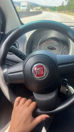 Fiat Uno Vivace Celeb. 1.0 EVO F.flex 8V 5P 2015
