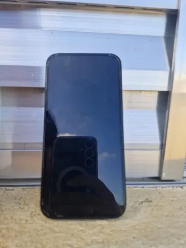 Iphone 14 unico dono,com caixinha e carregador, quero ps5 e dou volta em dinheiro