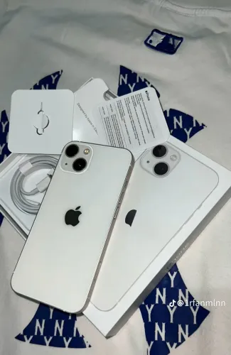 iPhone 13
