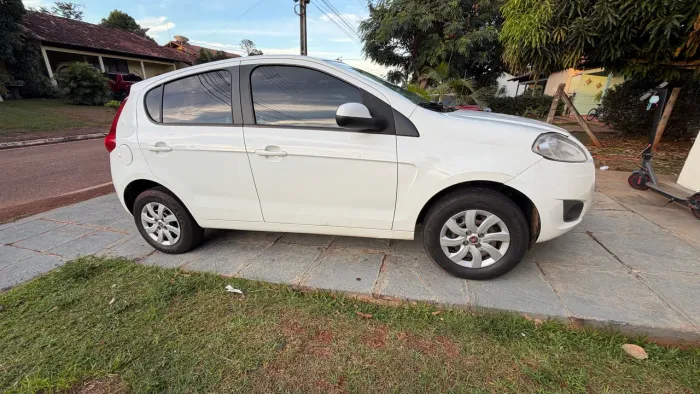Fiat Palio Attractive 1.0 EVO Fire Flex 8V 5P 2016