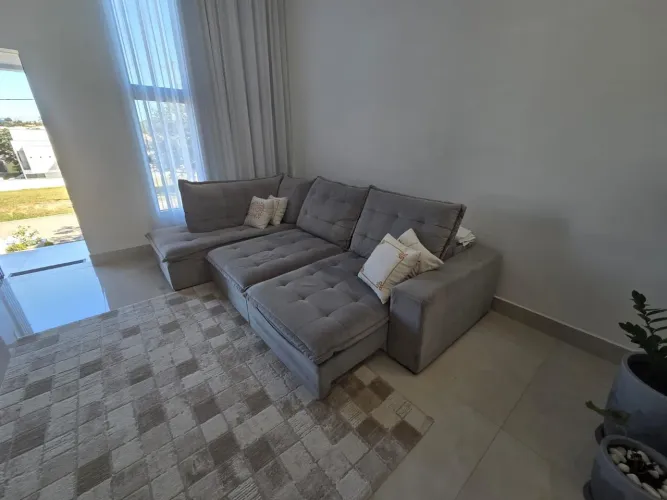 Sofá Retrátil com Chaise Marca Lara