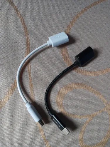 Cabos Tipo C p/ USB: Vendo por R$30 os dois.