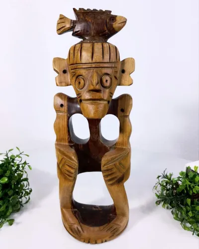 Escultura em Madeira - Tiki.