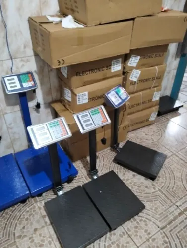Balança plataforma de 300kg e 200kg