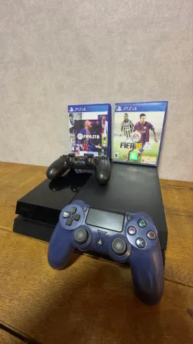 Ps4 com 150 jogos