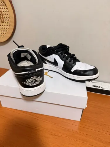 TÊNIS AIR JORDAN PANDA 