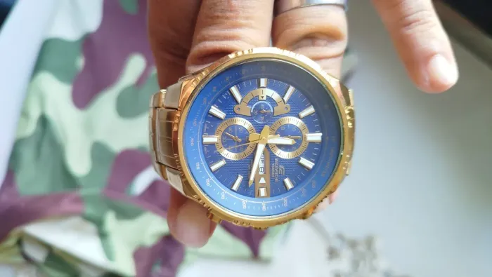 Relógio Casio Edifce dourado
