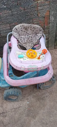 Vendo esse andaja semi novo unisex