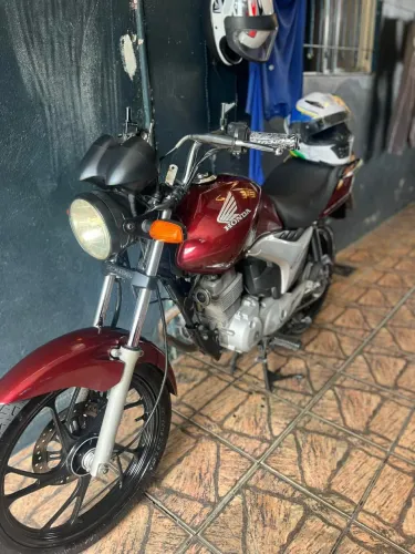 FAN 150 ESDI 2011 moto de garagem