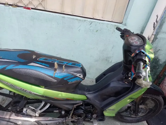 Moto crypton leia 