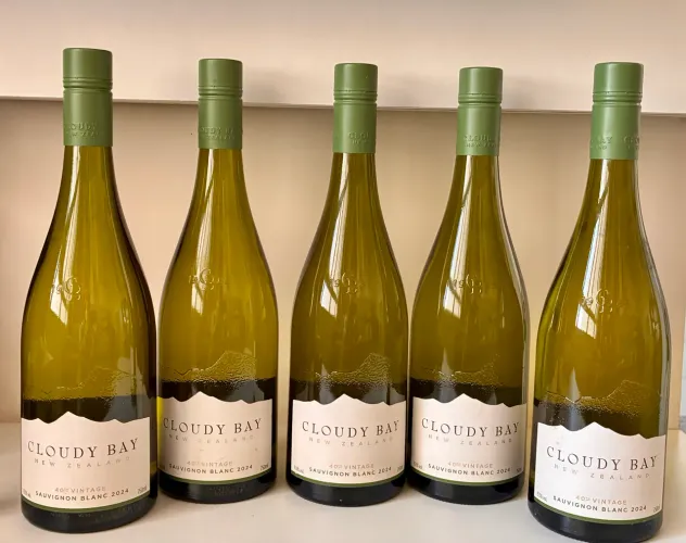 Cloudy Bay Sauvignon Blanc 2024 - Nova Zelândia | R$ 180 cada OPORTUNIDADE