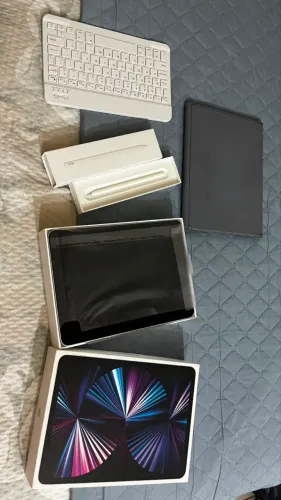 iPad Pro 11? M1 (3ª Geração) 128GB Wi-Fi + Apple Pencil 2ª Geração | Completo na Caixa