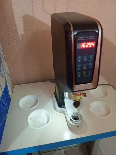 Máquina eletrônica de pregar botões i ilhoes botão de pressão