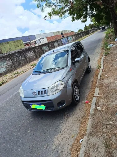 Fiat Uno Vivace Celeb. 1.0 EVO F.flex 8V 5P 2011