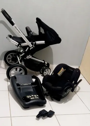 Carrinho de bebê Completo Quinny