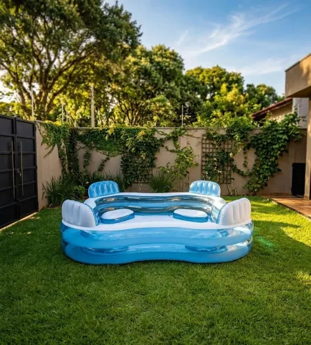 Piscina Inflável Intex 990L com 4 Assentos e Encosto