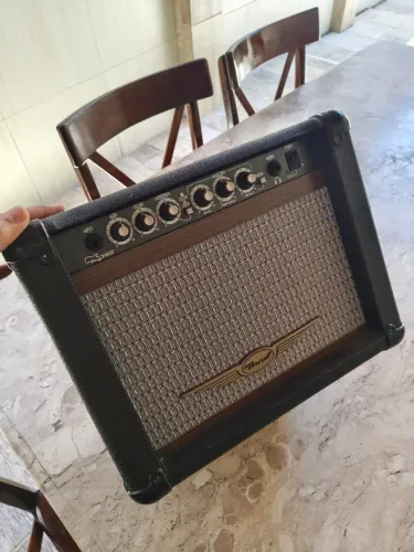 Amplificador Oneal OCG 100 30W