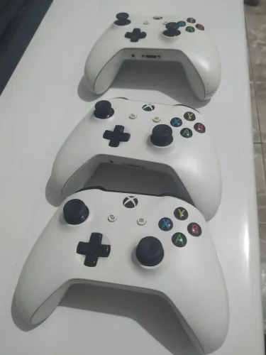 Lote 3 Controles Xbox One S Com Defeito ? Para Conserto ou Peças