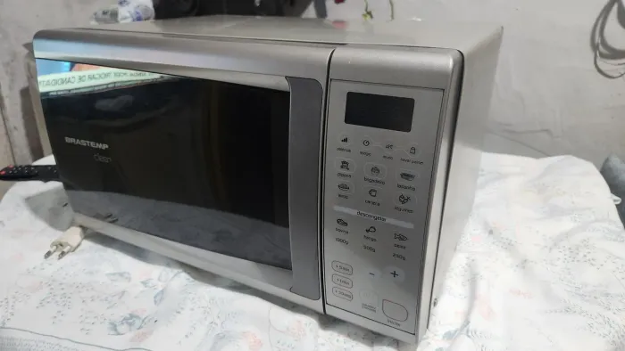 Microondas brastemp clean 20L 110v funcionando perfeito