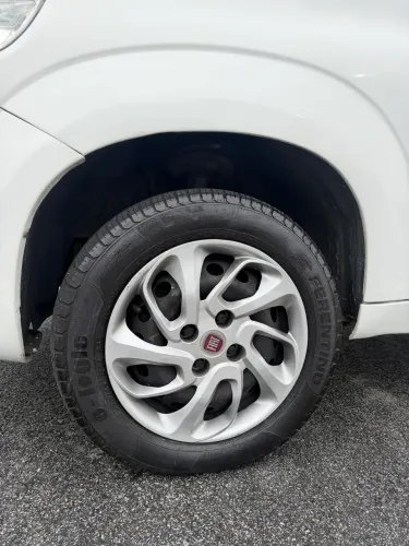 Fiat Uno Attractive 1.0 EVO Fire Flex 8V 5P 2016