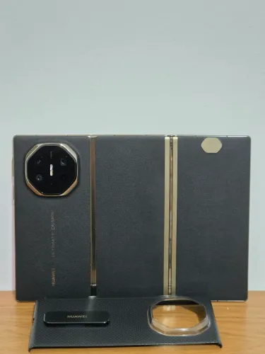 Huawei Mate XT Ultimate 16/1tb GLOBAL