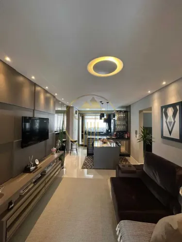 Apartamento a venda semimobiliado com 01 suíte e 01 vaga de garagem coberta em Tijucas-SC