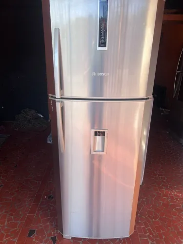 Geladeira inox frost free