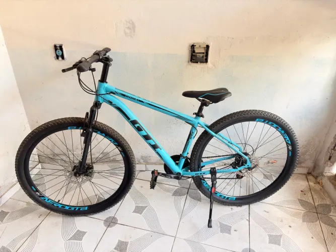 Bicicleta Aro 29 GTI Roma