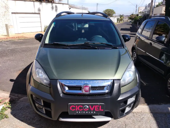 Fiat Idea Adv./ Adv.lock.dualogic 1.8 Flex 5P 2013